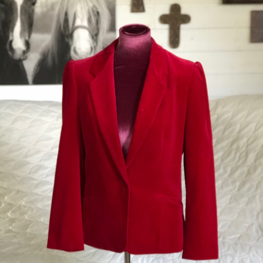 Niedieck Brilliant Red Velvet Jacket